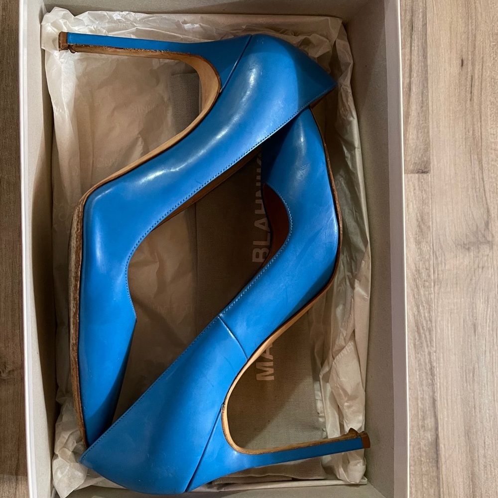 Manolo Blahnik heels